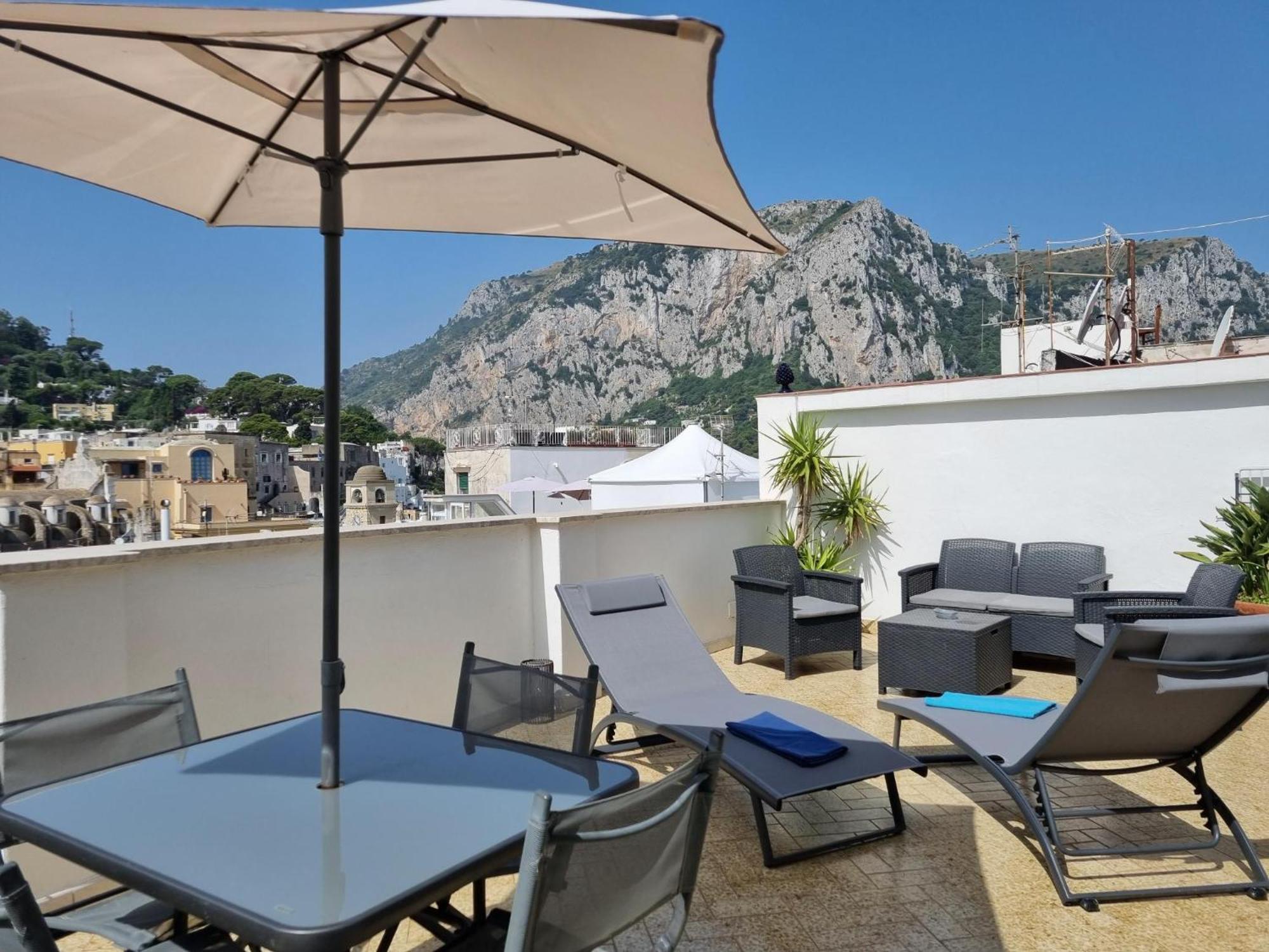 Romy Blu Apartment Capri