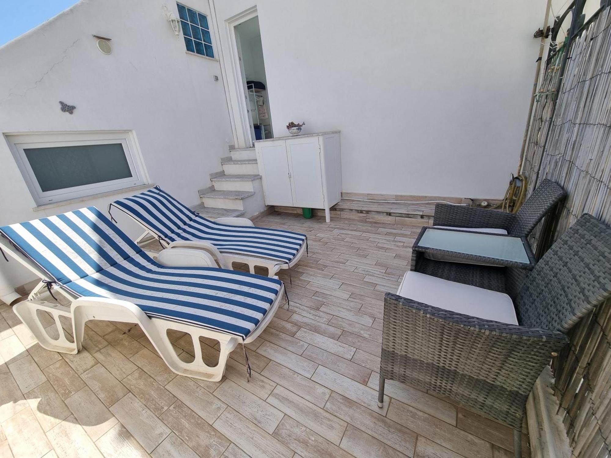 Romy Blu Apartment Capri